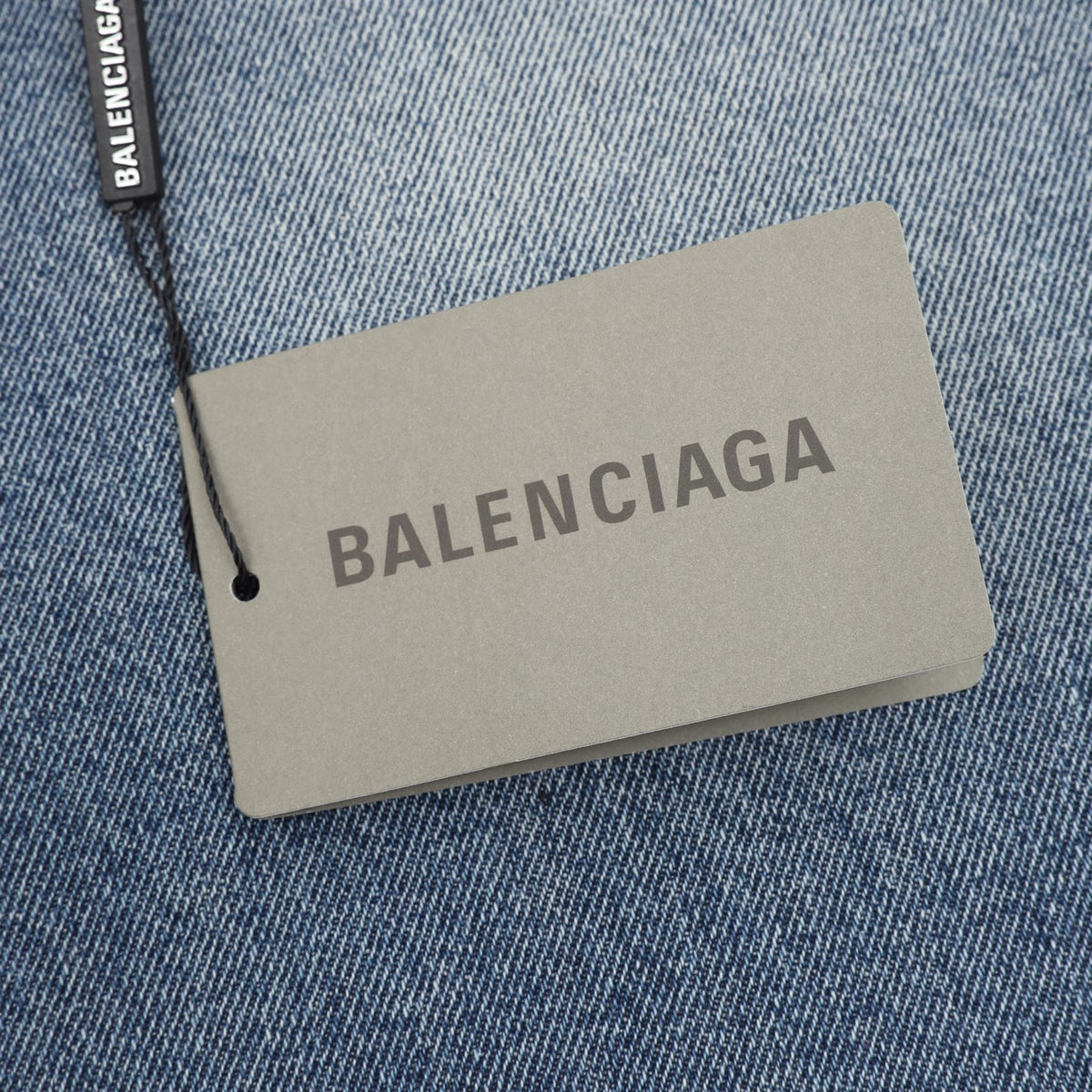 Balenciaga BB Laurel Embroidered Wide-Leg Jeans in Washed Blue