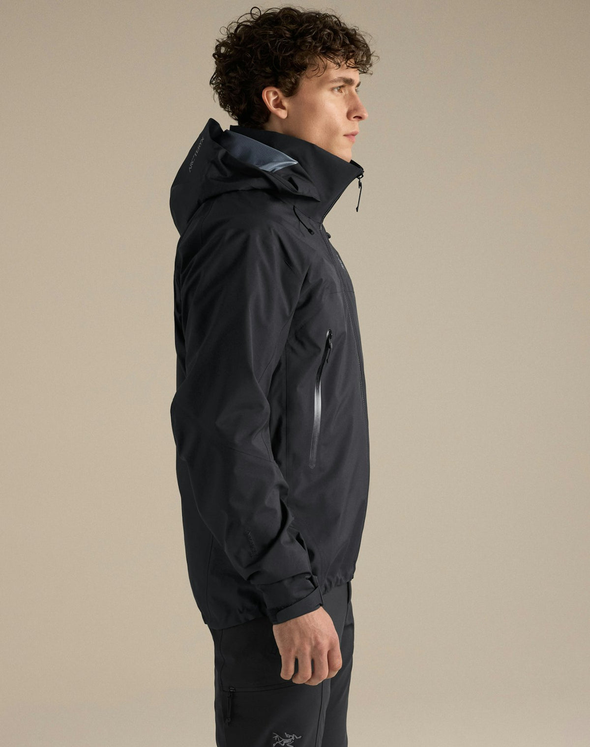 Arc'teryx Beta AR Unisex GORE-TEX PRO Hooded Hardshell Jacket