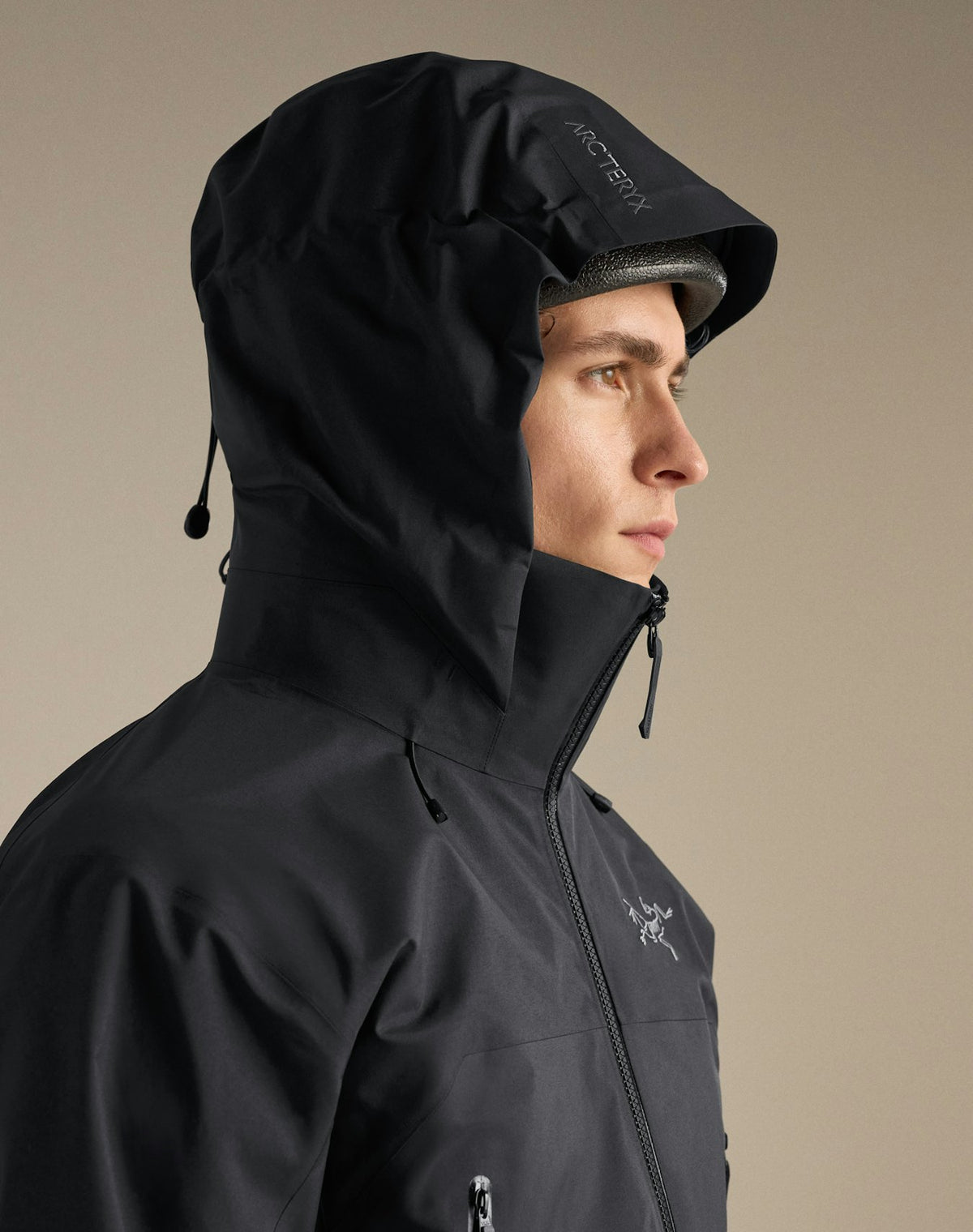 Arc'teryx Beta AR Unisex GORE-TEX PRO Hooded Hardshell Jacket