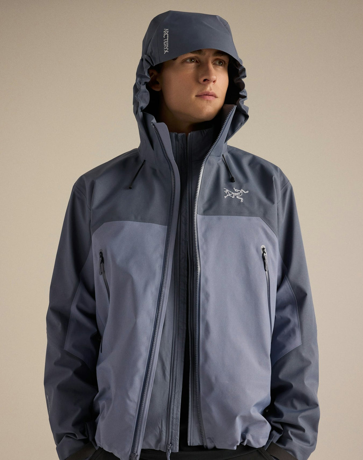 Arc'teryx Beta AR Unisex GORE-TEX PRO Hooded Hardshell Jacket in Two-Tone Blue-Grey