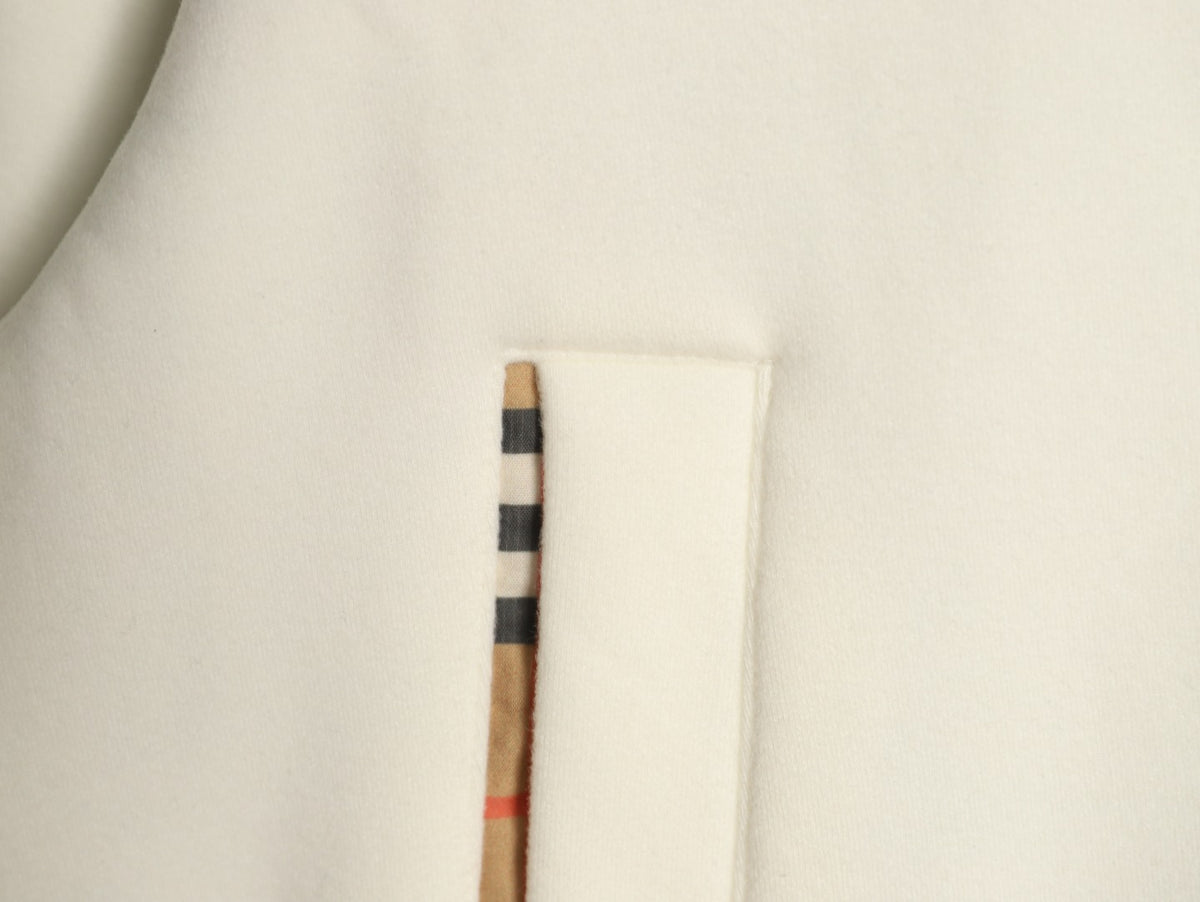 Burberry Vintage Check Series Cream Button‑Up Bomber Jacket
