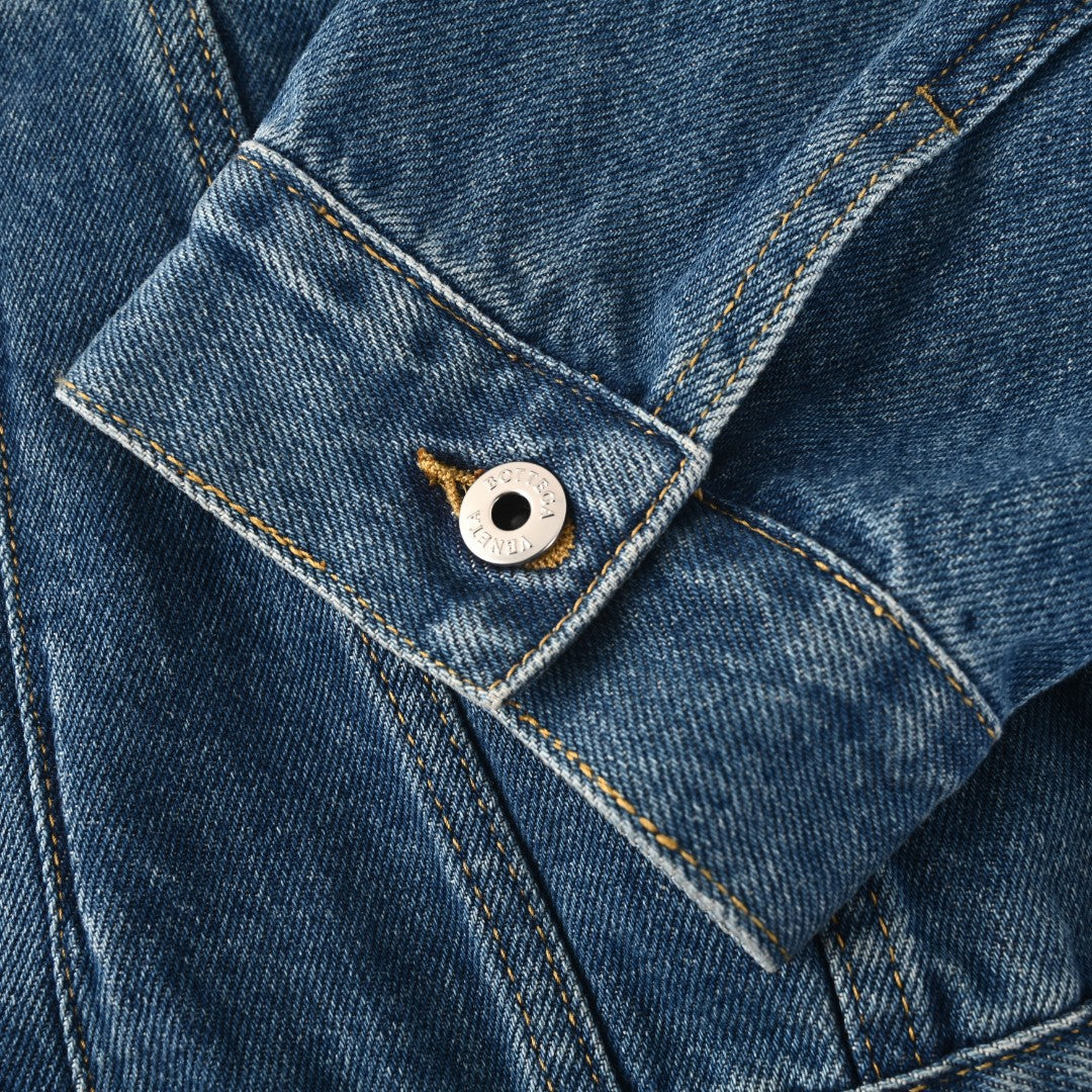 Bottega Veneta Blue Denim Jacket With Intreccio Leather Collar
